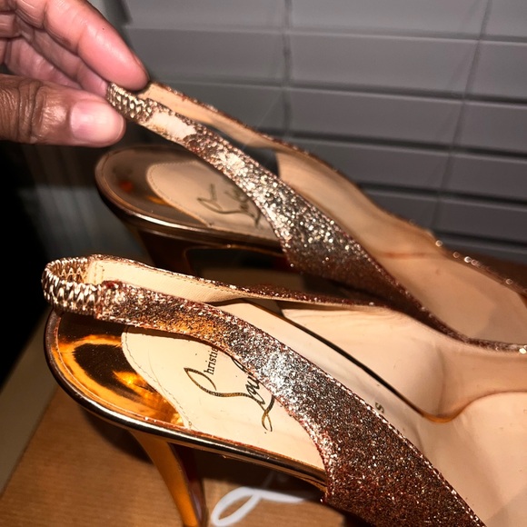 Christian Louboutin Prive 100 Glitter slingbacks in gold - Picture 4 of 10